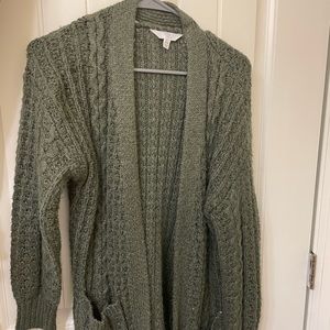 Cute cardigan, never worn